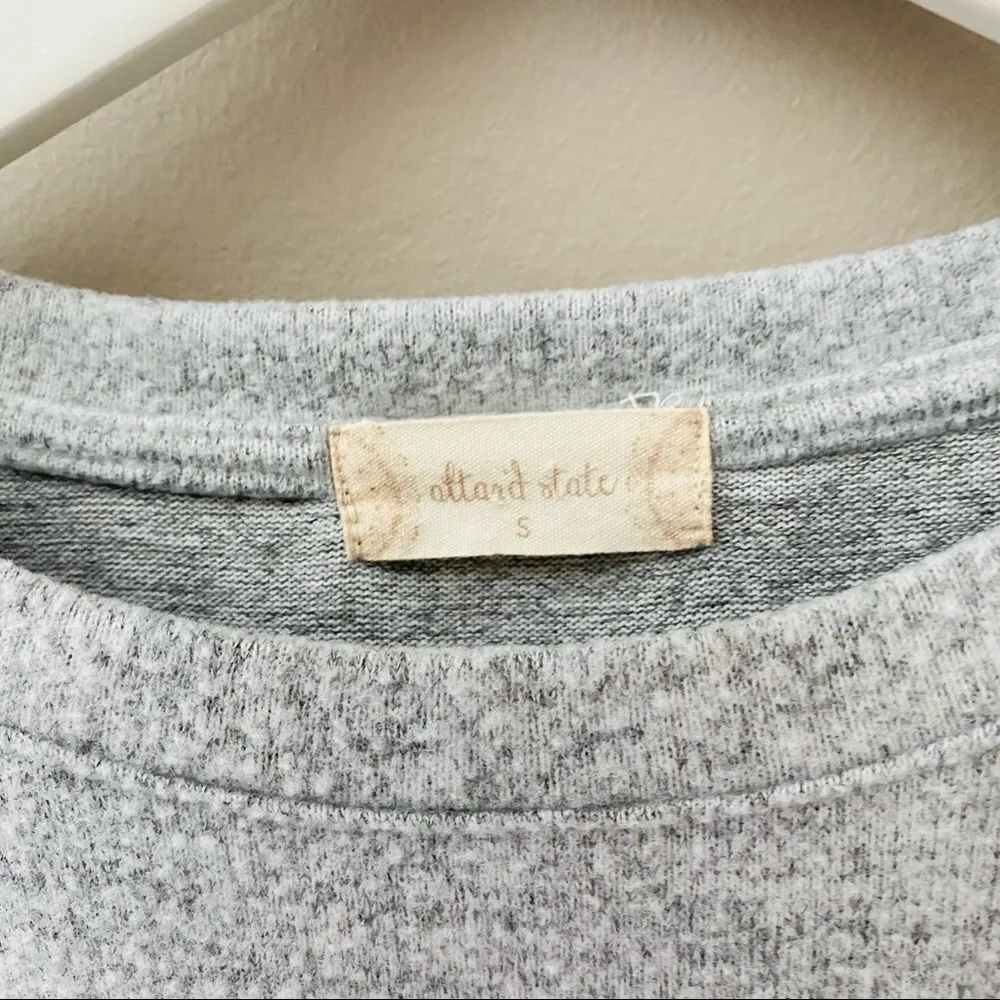 Short Sleeve Fleece Pullover Top Gray Sz Small - Image 7