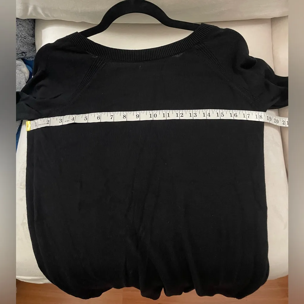 Lululemon Unity Drop Back Cashmere Sweater Black  Long Sleeves Open Back - Image 8