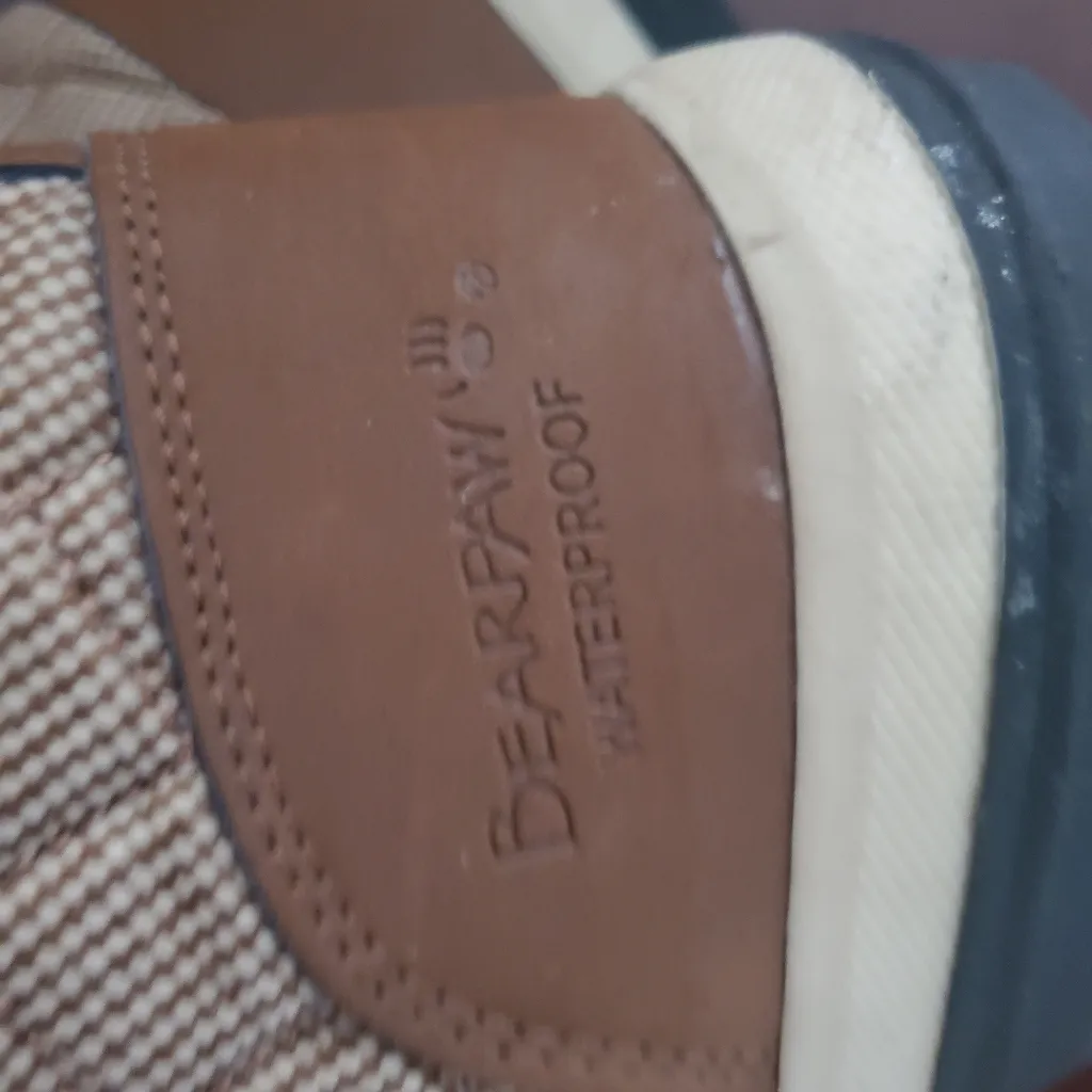 Bearpaw waterproof boots in tan size 9 - Image 4