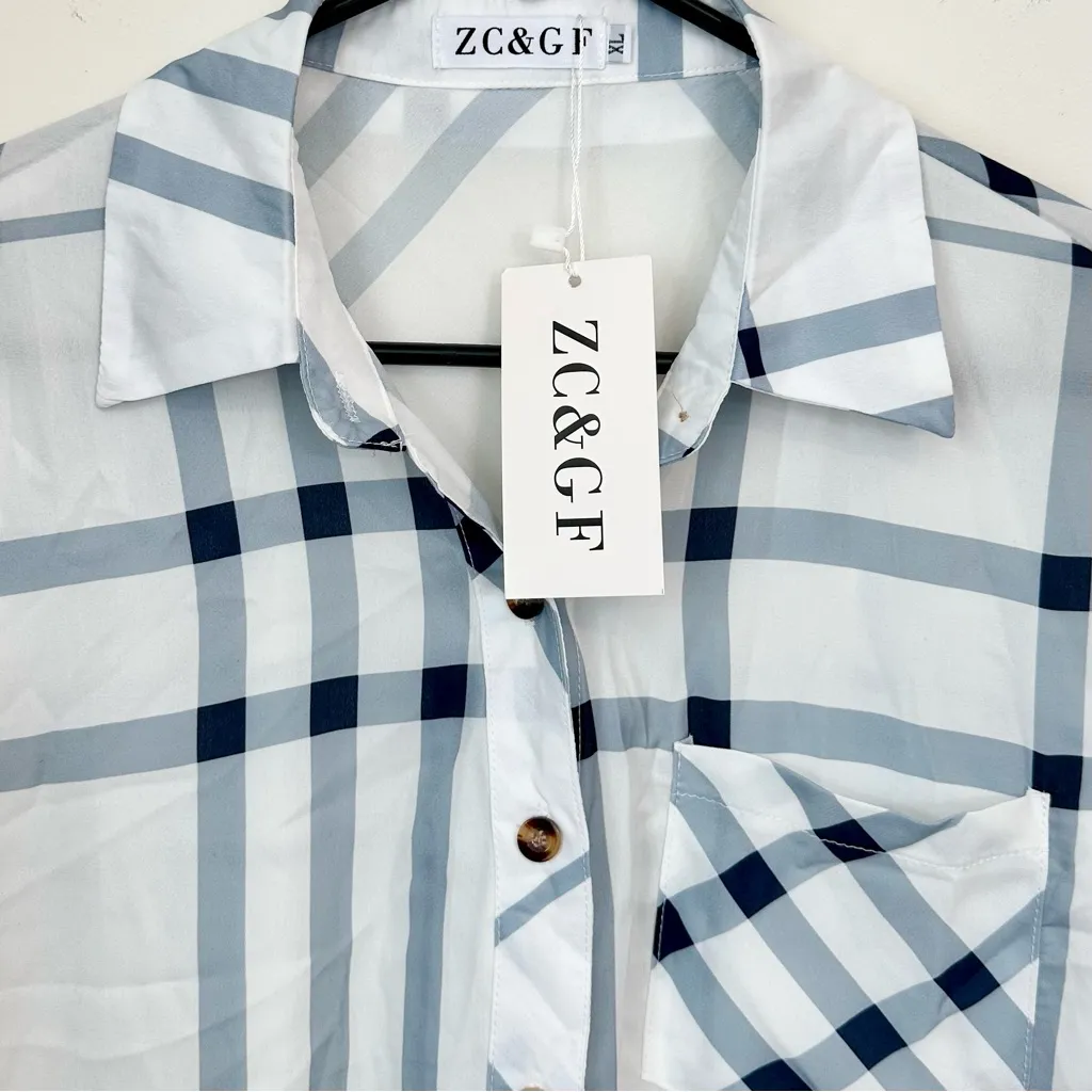 NWT ZC&GF White and Blue Gray Patterned Button Up Blouse - Image 2