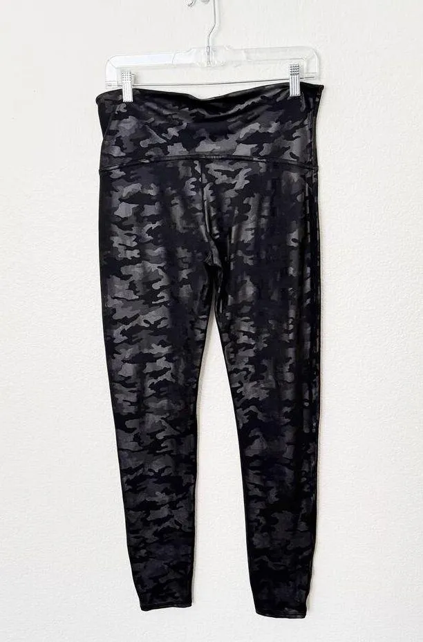 [SPANX] Faux Leather Camo Print Black Matte High Rise Shaping Leggings Size XL - Image 3