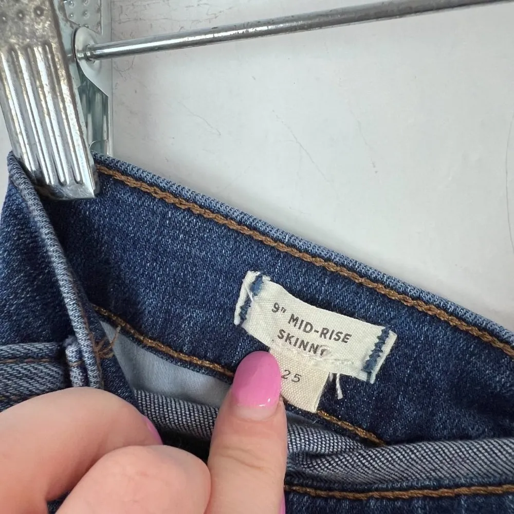 9" Mid-Rise Skinny Jeans Button Fly Raw Hem Size 25 GUC I1684 - Image 13