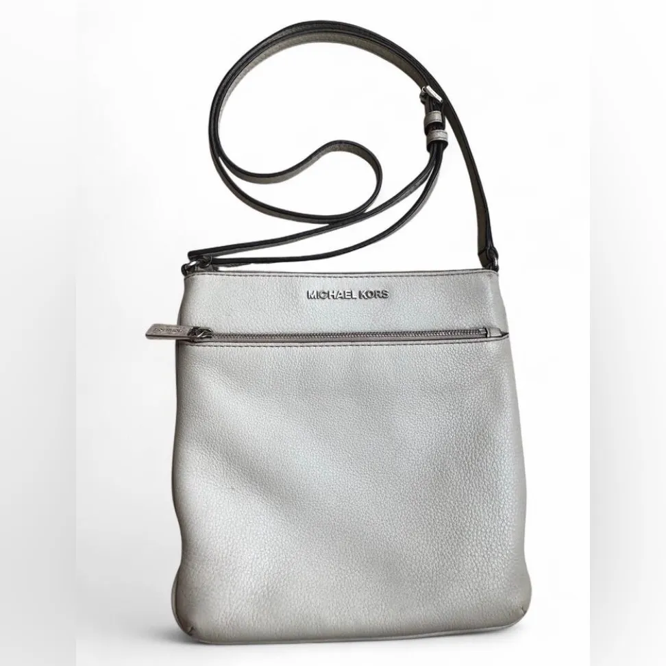 Michael Kors Riley Crossbody Bag Handbag Med Pebble Gray Leather - Image 3