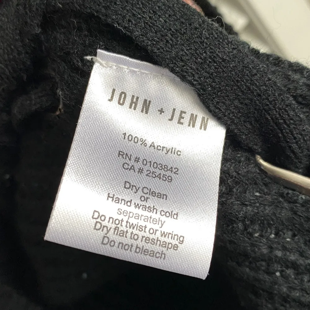 John + Jenn Cherie V-Neck Sweater Lace Up Sides Medium Black Knit Sweater - Image 6