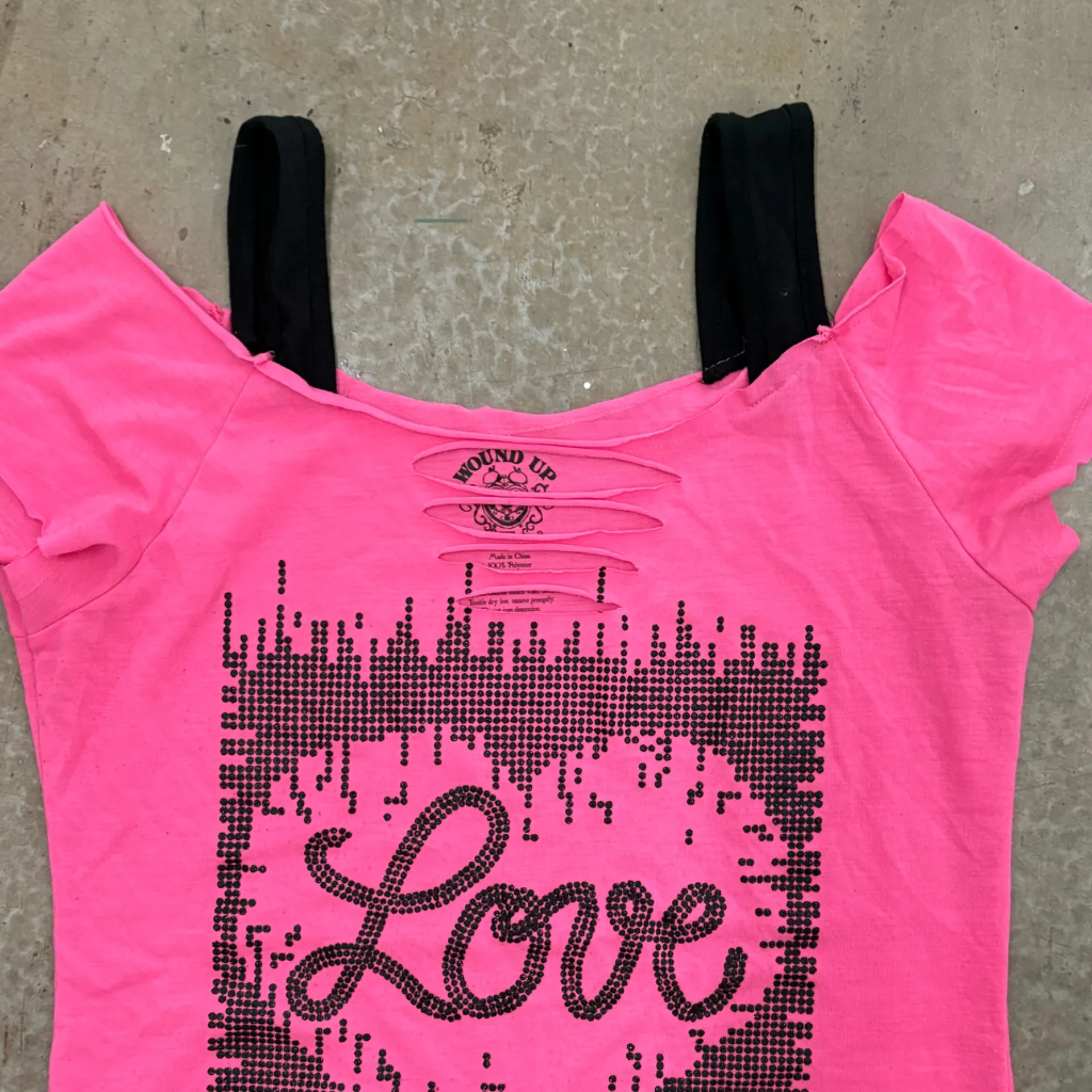 Hot Pink Strappy Top with Black Graphic Love Vibes XL - Image 5