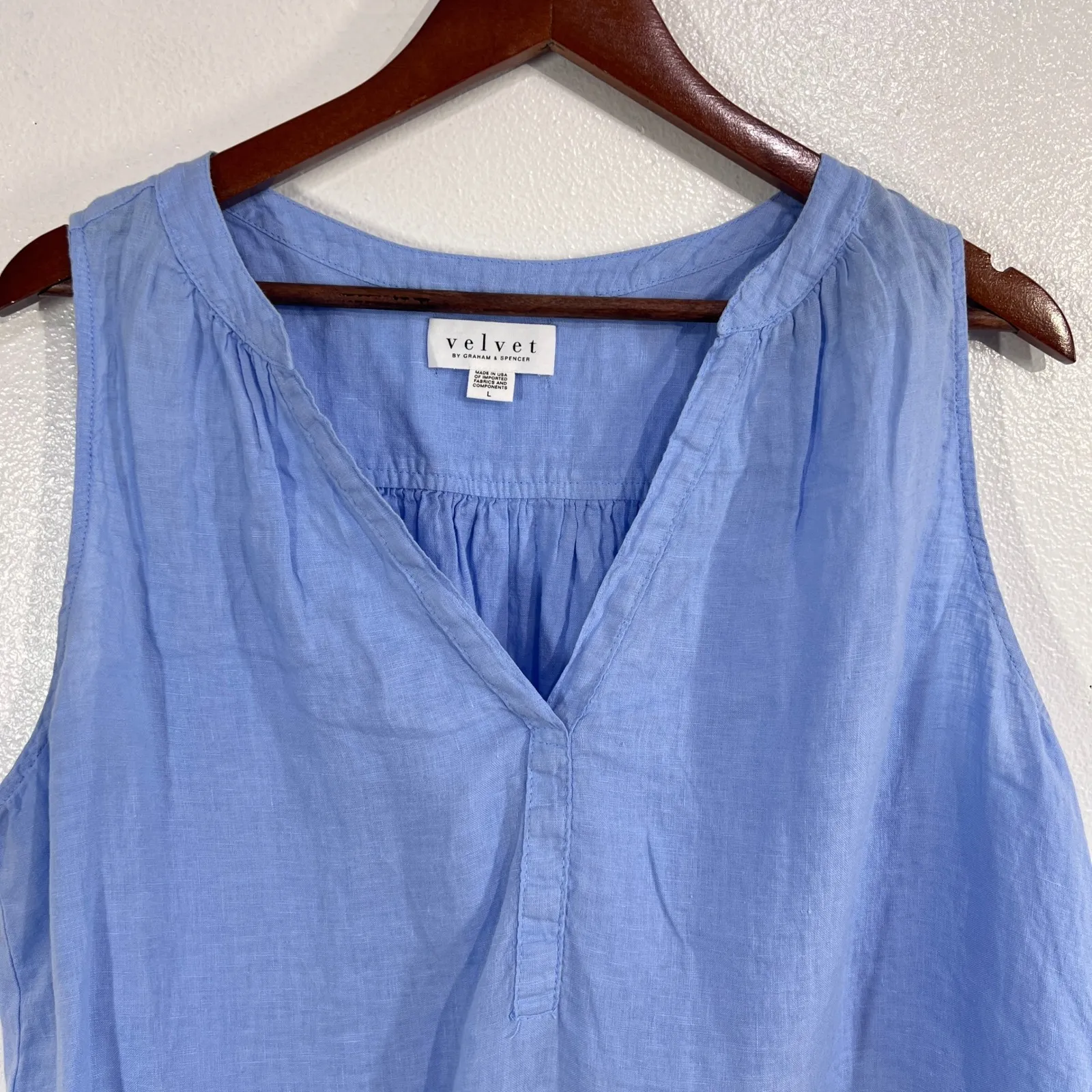 Velvet by Graham Spencer Linen Blend V Neck Sleeveless Top Periwinkle Blue Large - Image 4