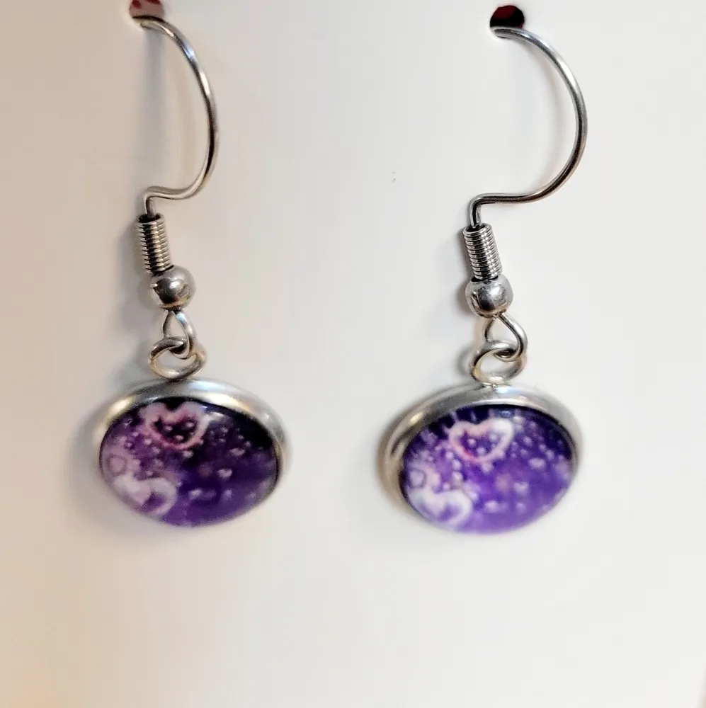Purple heart bubble dangle drop earrings - Image 4