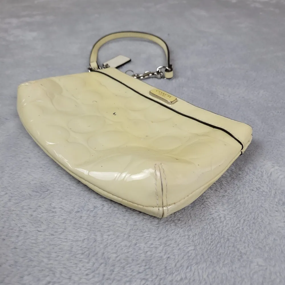 Coach Women's Wrislet Wallet Clutch Beige - Image 7