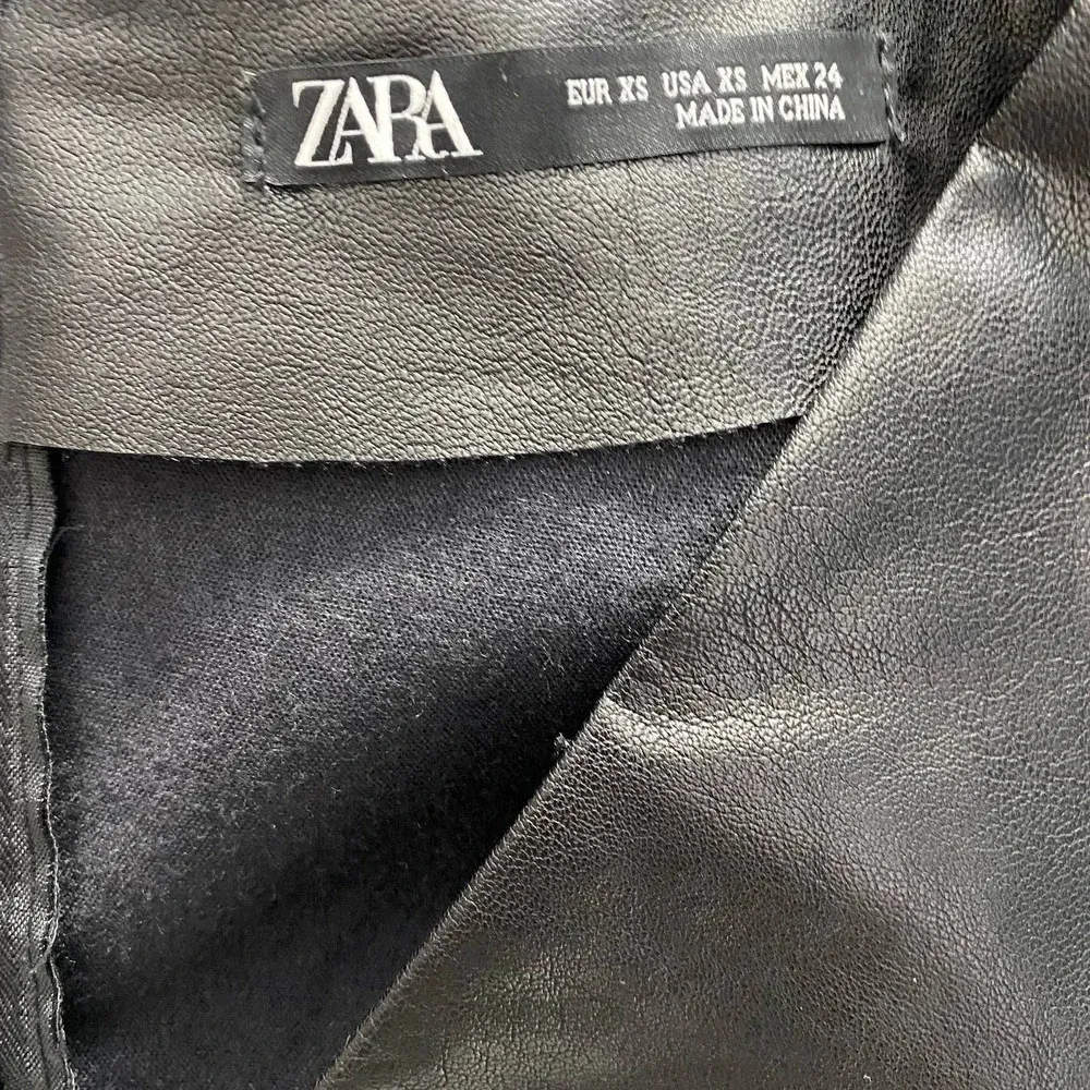 Zara Dress Faux Leather Ruched Draped V-Neck Mini Black Size US XS‎ - Image 13