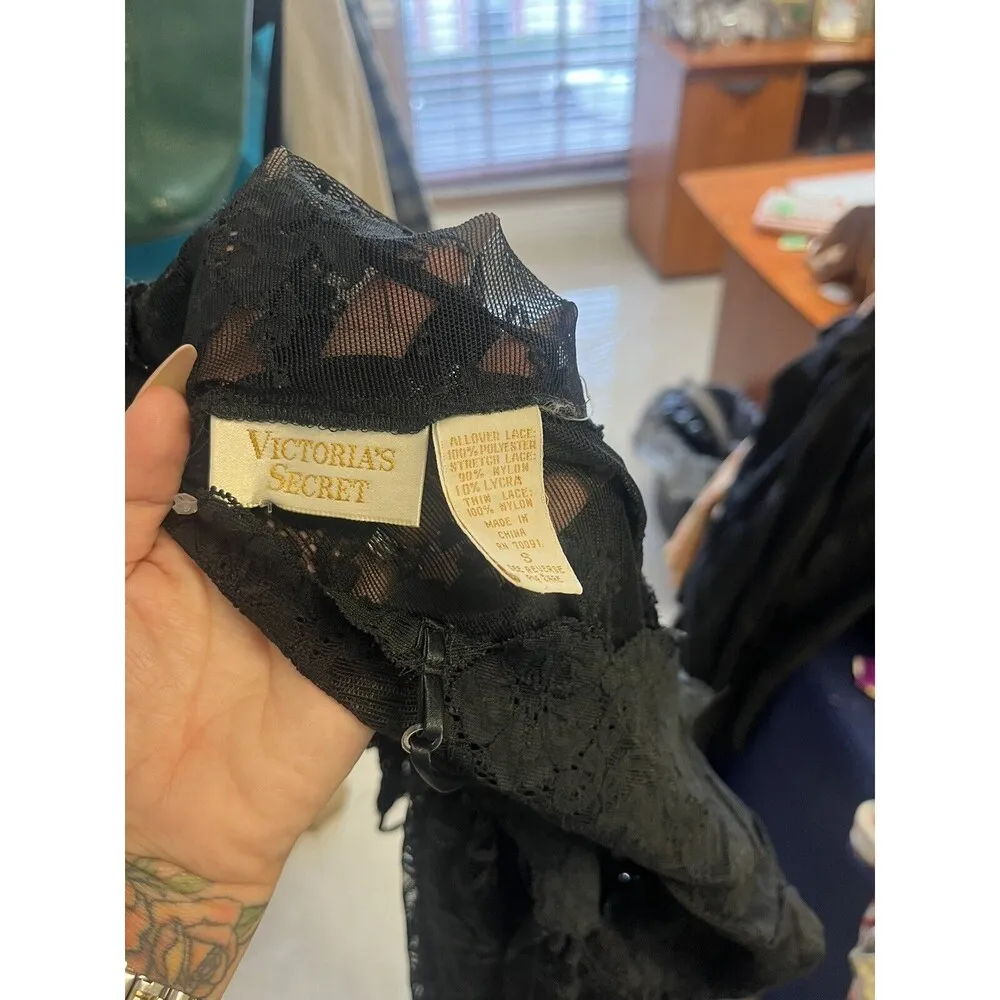 Vtg Victoria's Secret Gold Label Sheer Black All Over Lace Midi Dress Whimsigoth - Image 4