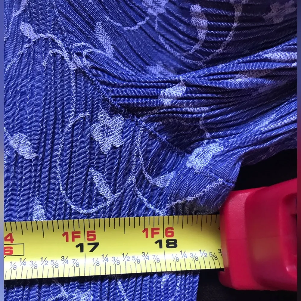 Drapers and Damons Blue With White Embroidered Collared Button Top Size P XL - Image 9