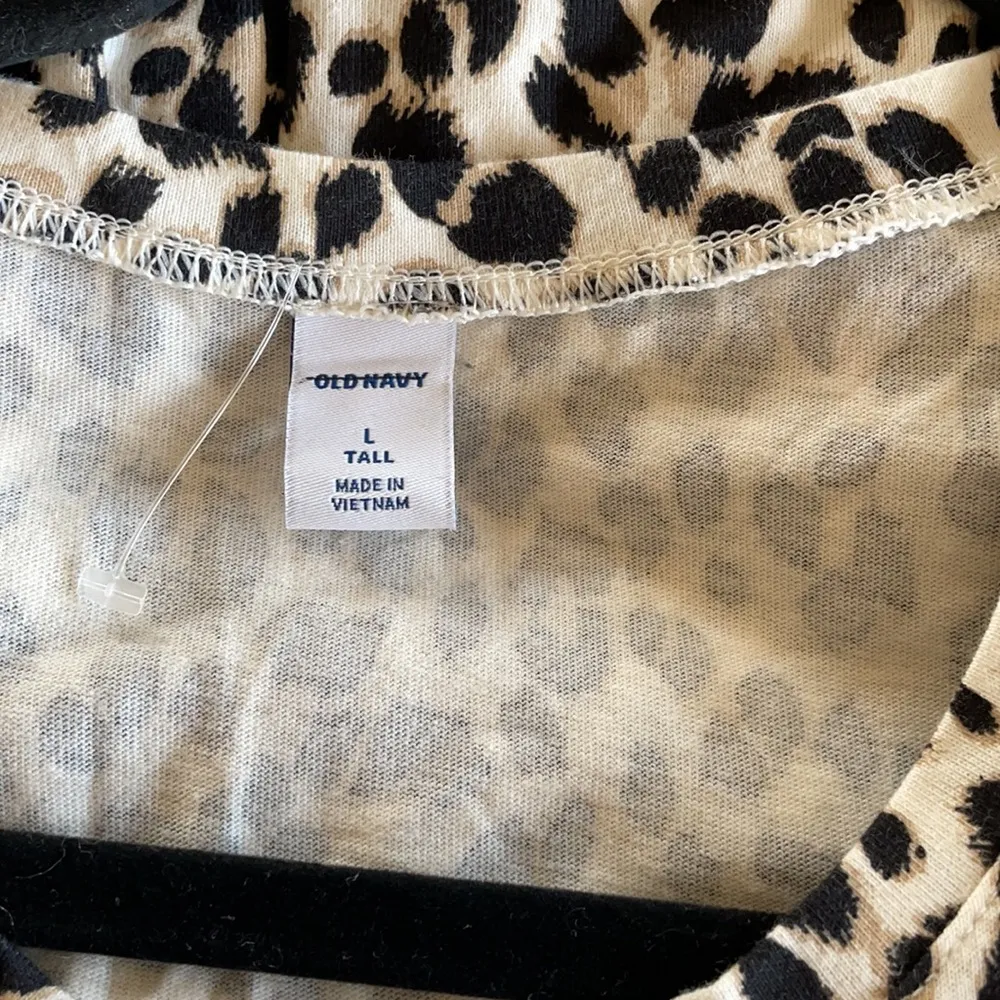 NWOT Women Old Navy Leopard Belted Maxi Dress Side Slit  Large - Image 8