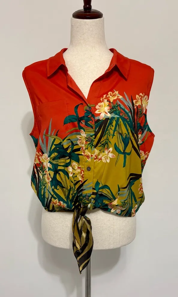 Vince Camuto Sleeveless Button Front Tie Waist Hawaiian Top Sz Petite L - Image 1