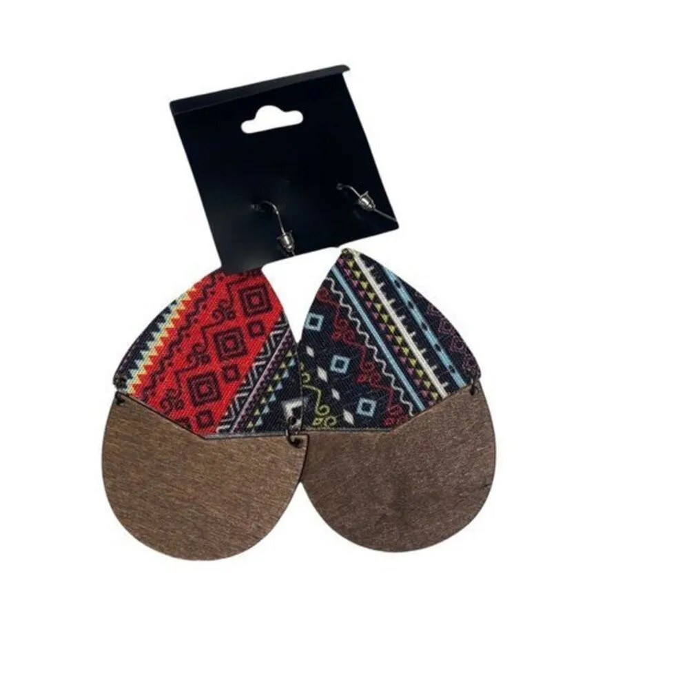 NWT Wooden Fabric Covered Boho Aztec Dangle Earrings Black & Red - Image 4