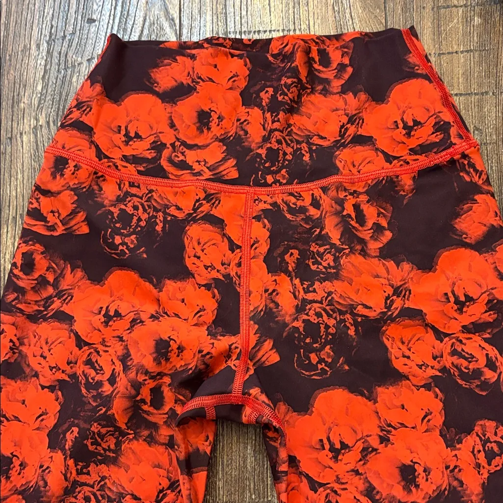 Alo Yoga High-Waist Vapor Roses Leggings Cherry Red Small NWOT - Image 7