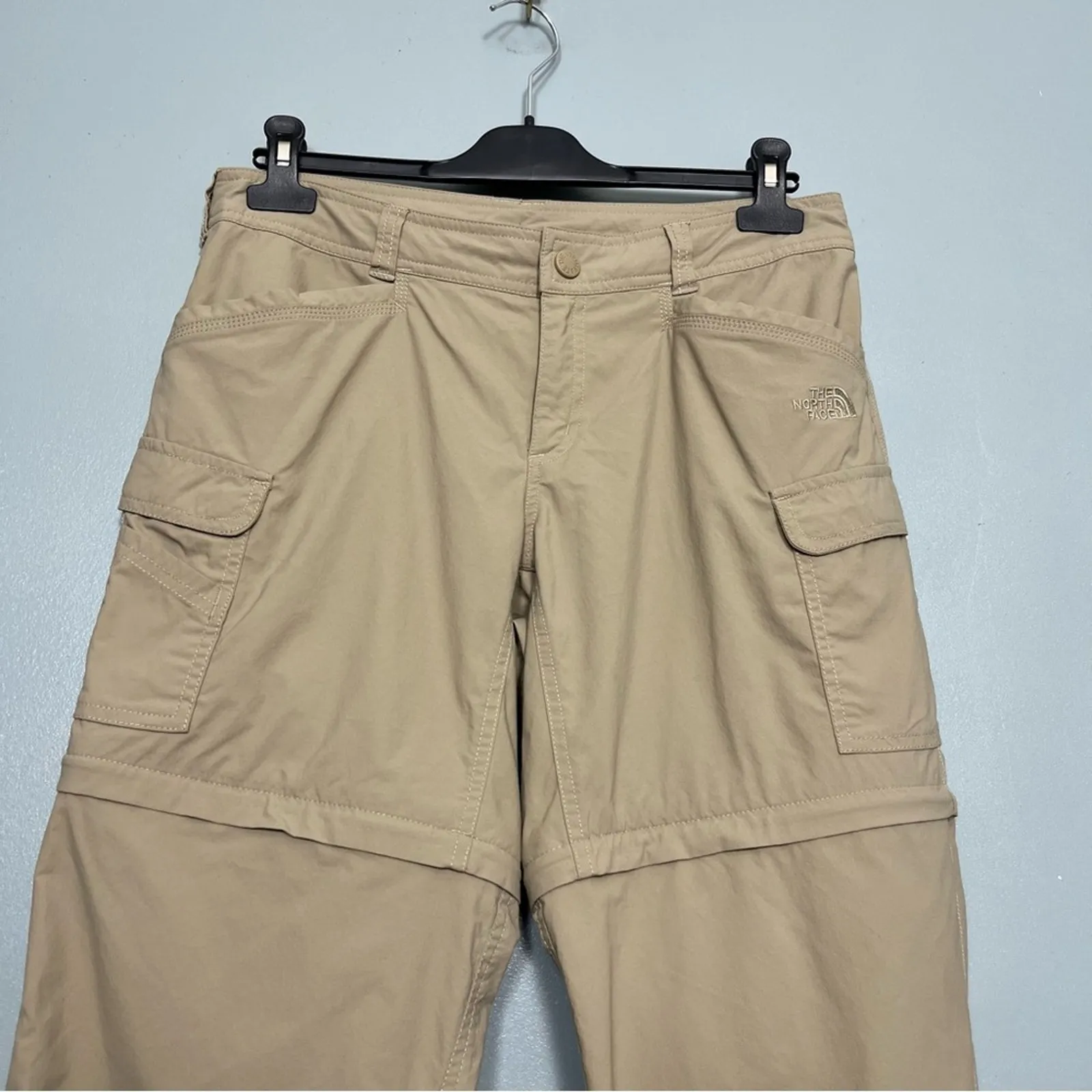 The North Face Paramount 2.0 Convertible Cargo Pants Shorts Tan Women’s Size 8 - Image 3