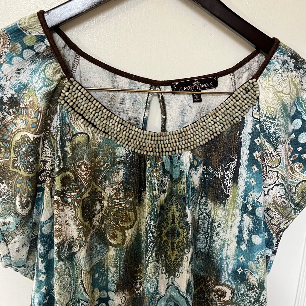 Almost Famous Blue and Gray Flutter Sleeve Blouse - Image 3