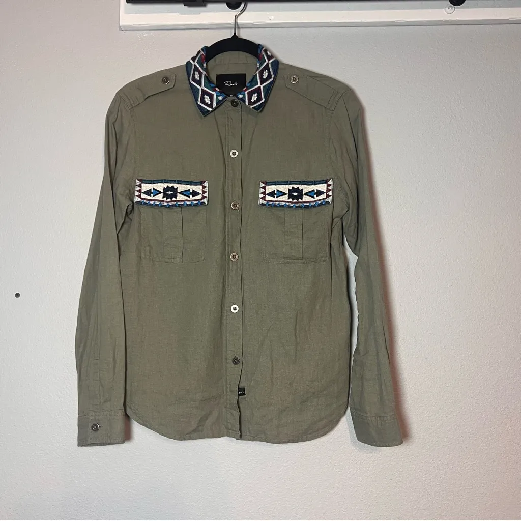Rails Kona Button Up Shirt Linen Blend Sage Green Inca Embroidery Size XS - Image 5