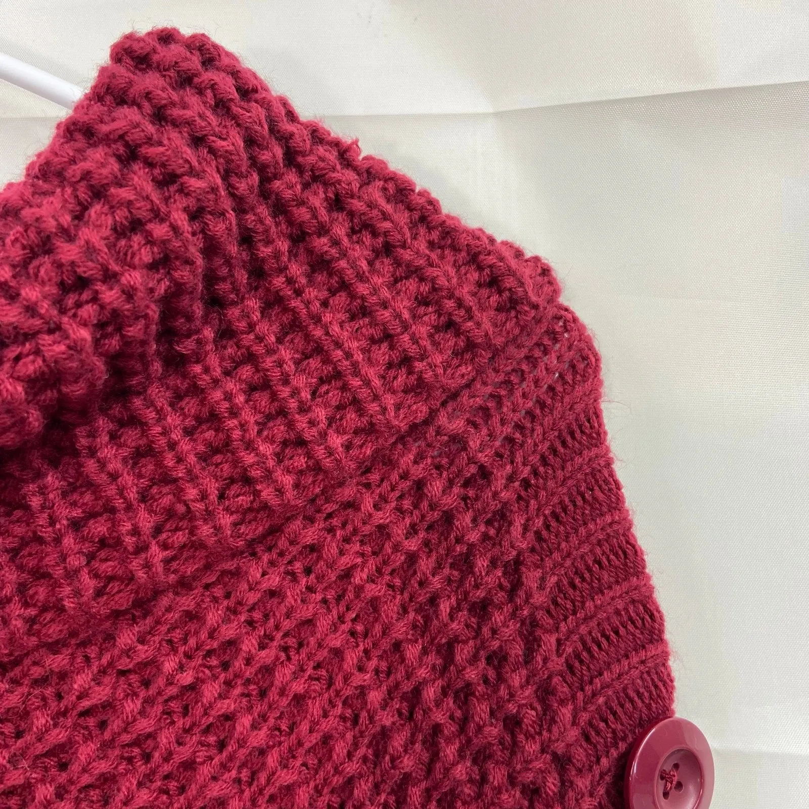 Carolyn Taylor women's deep red button thick knit cowl neck poncho‎ sweater OS - Image 7