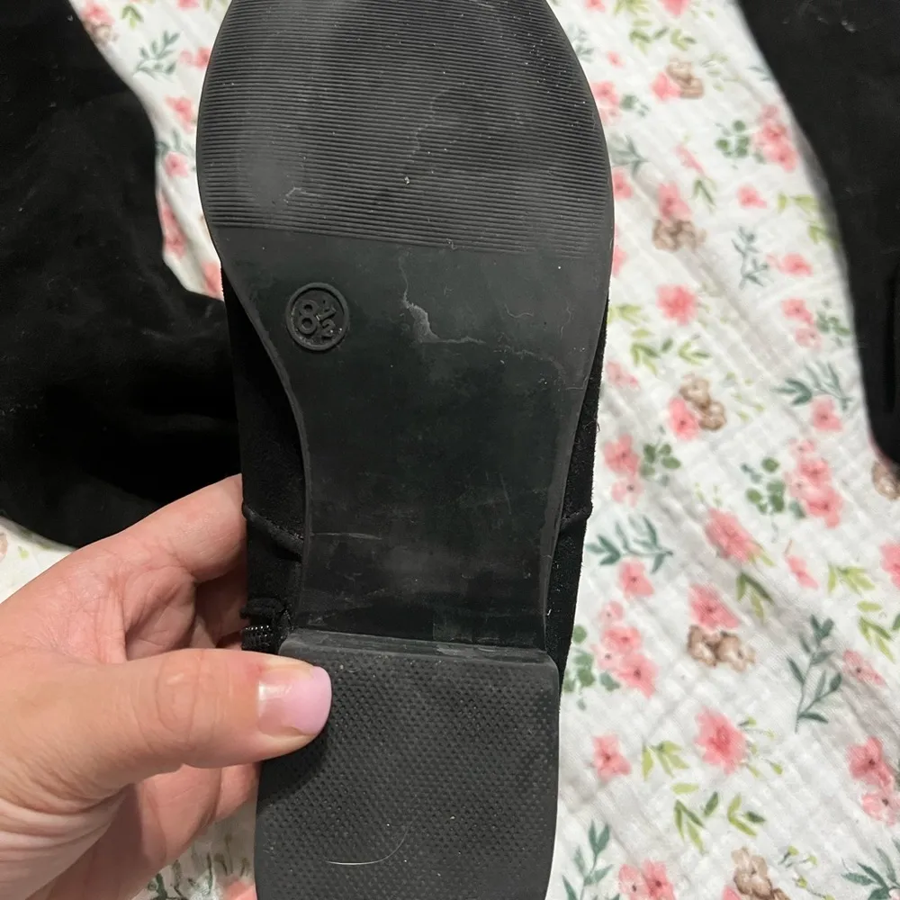 Black Women's thigh High Boots Size 8.5 - Image 11