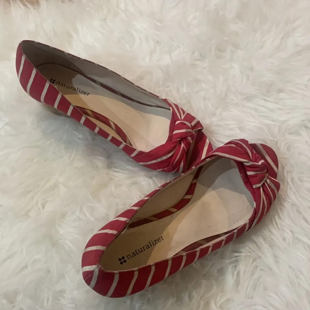 Naturalizer striped wedge heels red and white size 8.5 - Image 9
