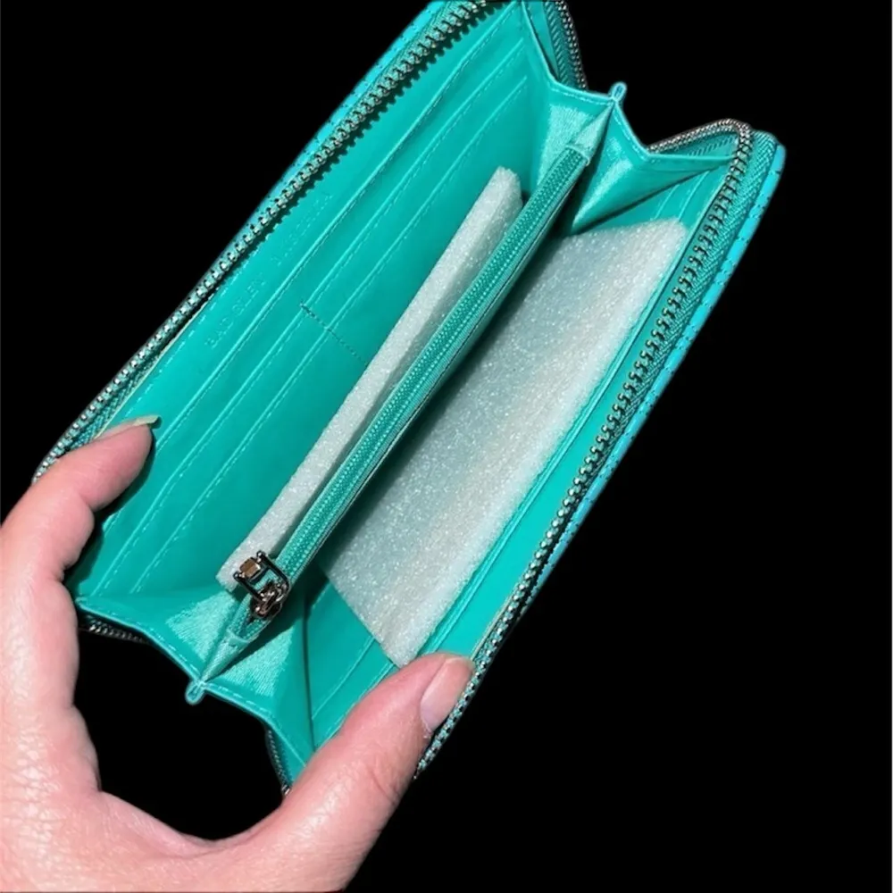 Badgley Mischka Turquoise Green Braid Quilting Long Wallet - Image 4