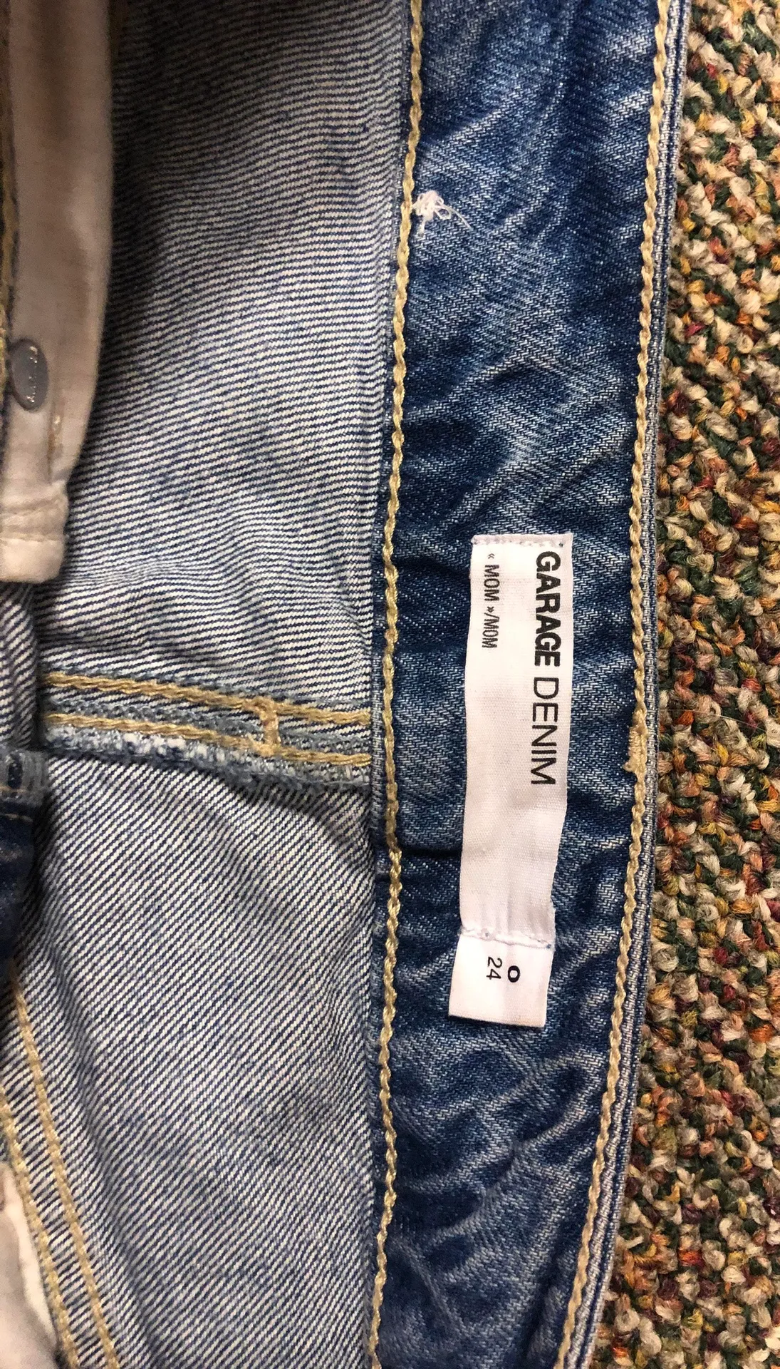 Garage Mom Jeans - Image 4