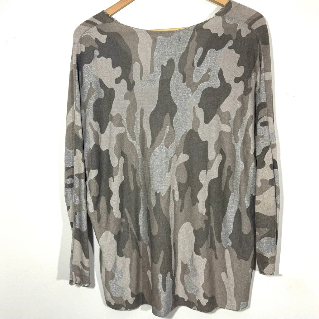 Tempo Paris Lightweight Gray Silver Camo Print Top - Image 7
