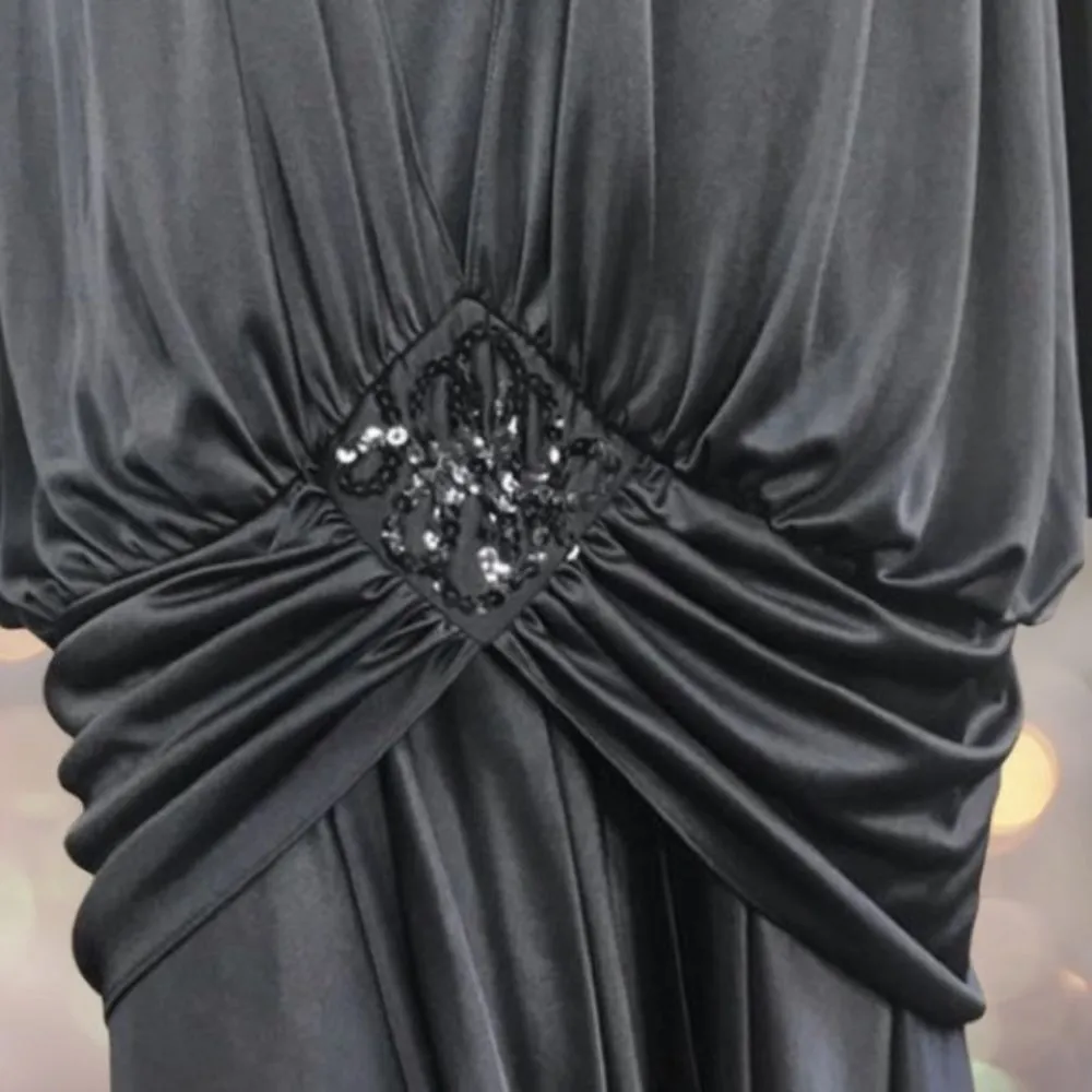 Slinky and Draped Vintage Jumpsuit Open Backed and Sexy Cool Black Size 8 - Image 6