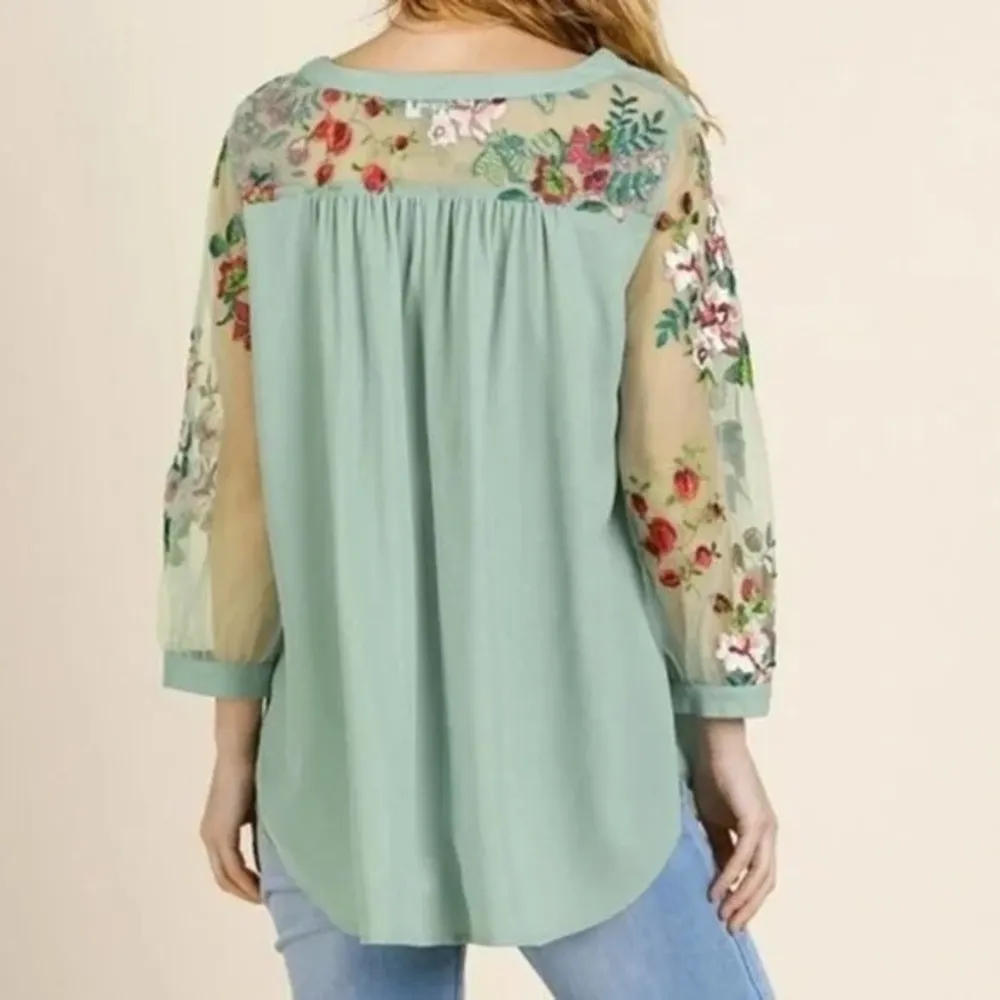 Umgee Mint Green Crepe Sheer floral Embroidered Sleeves A-line tunic top size S - Image 3