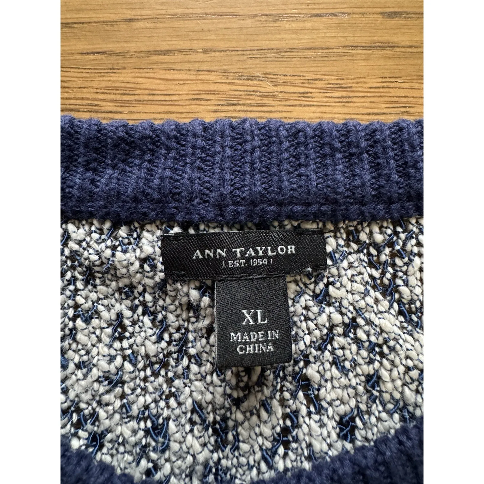 Ann Taylor Women Size XL Cardigan Sweater Knit Cotton Blend Long Sleeve Office - Image 3