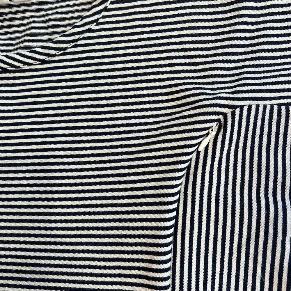 Gap Maternity navy blue & white pinstripe shift dress w/ nursing zippers Size M Size M - Image 7