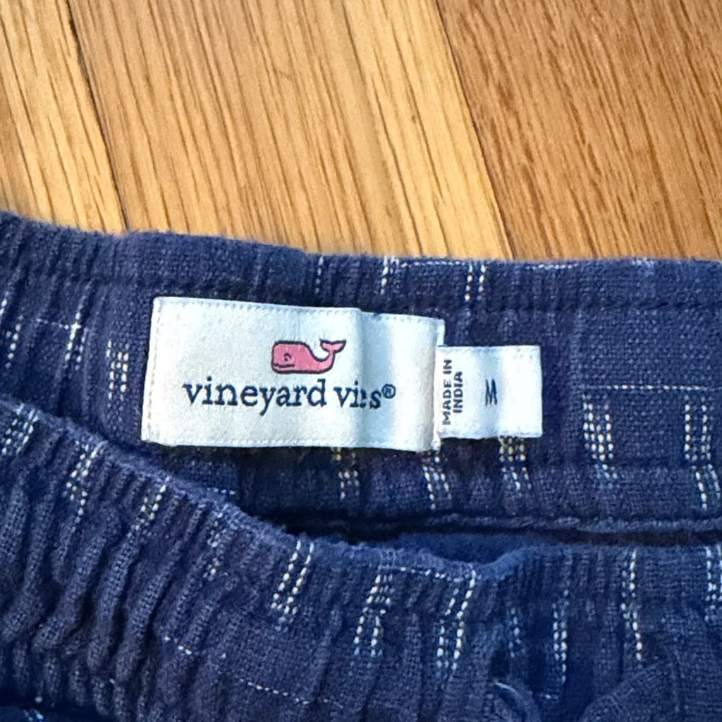 Vineyard Vines Blue Women's Shorts - Image 3