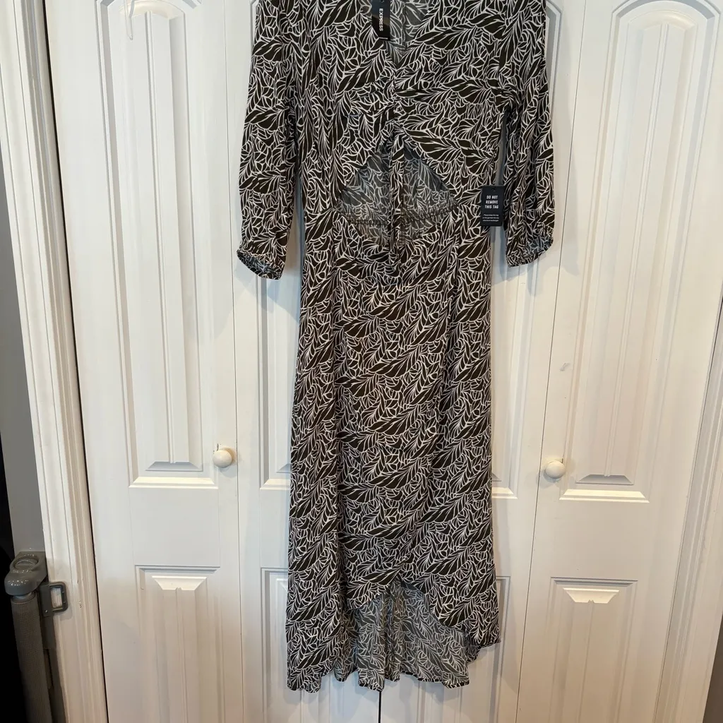 Express Olive Green And White Rayon‎ Dress Size Medium - Image 5