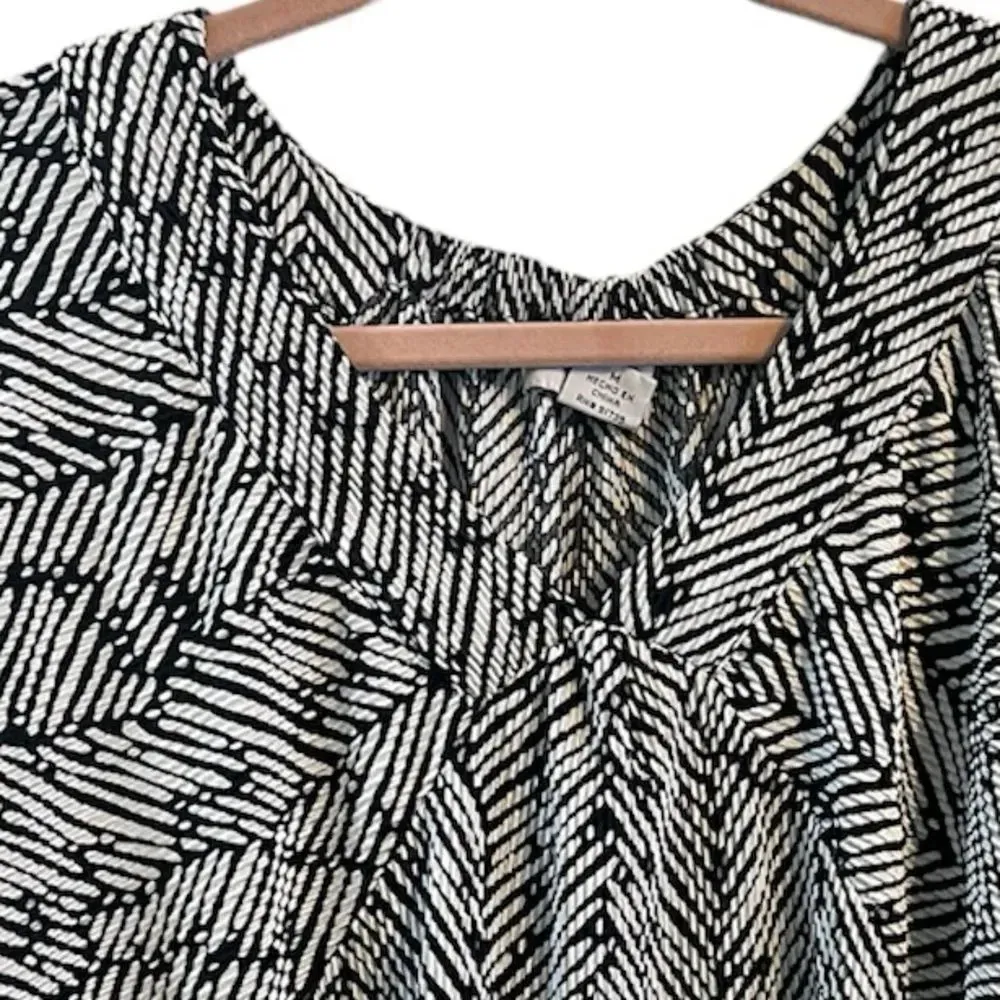 Vintage Sag Harbor Top Medium Stretch Crinkle V-neck Flutter Sleeves Blouse - Image 7
