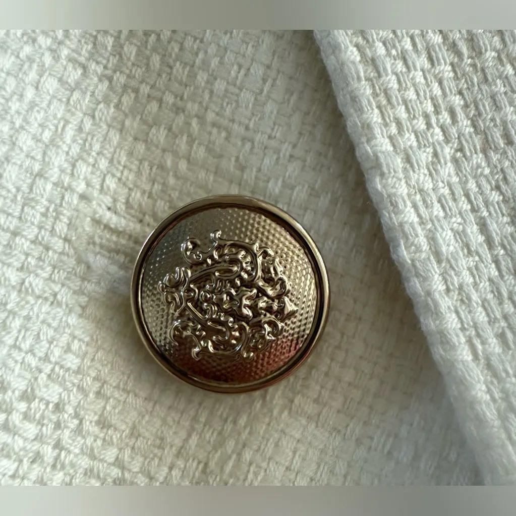 White House Black Market Cream Double-Breasted Vest - Image 6