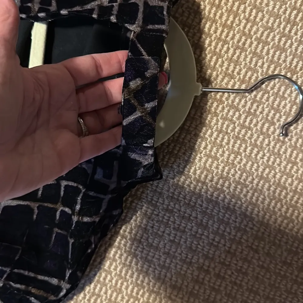 Laundry Shelli Segal size 10 cut velvet lined dress scoop back full sleeve nwt - Image 6