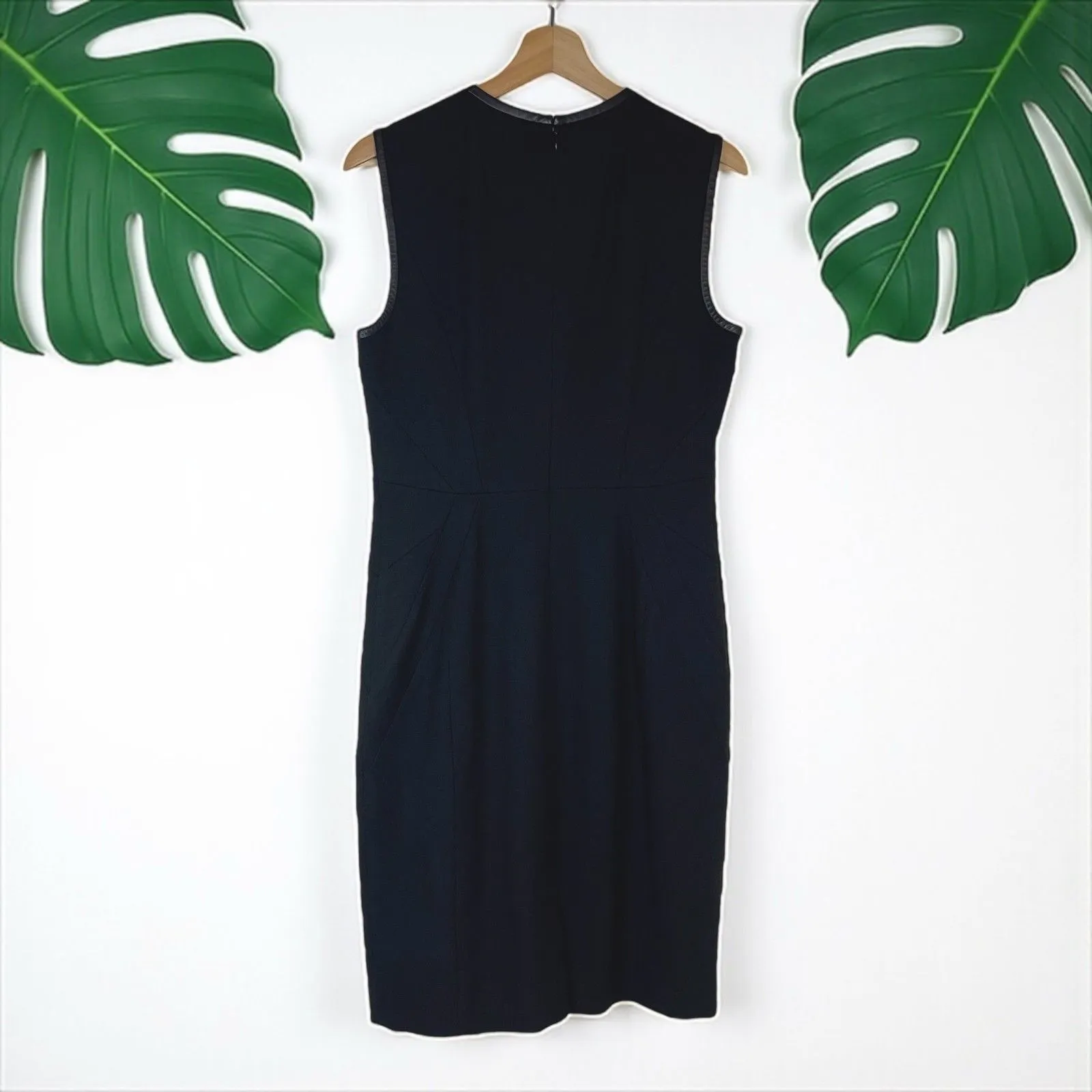 Classiques Entier Leather Trim Double-Weave Sheath Dress w. Grommet Detail - 10 - Image 4