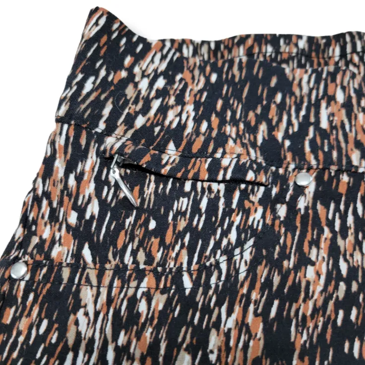 Retrology Shorts Size Small W28" x L10.5" Bermuda Shorts Stretch Stretchy Shorts - Image 4