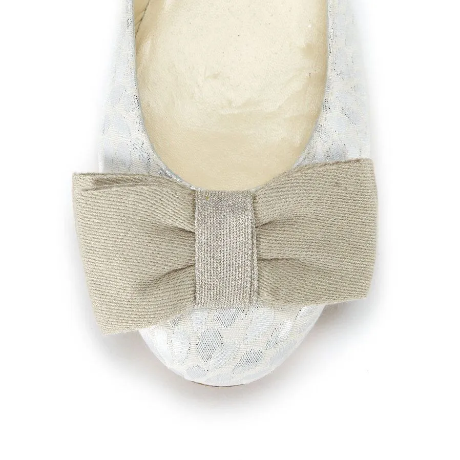 New Bettye Muller Womens 38.5 Designer Italy 8.5 Flats White Silver Rainrop Shoe - Image 3