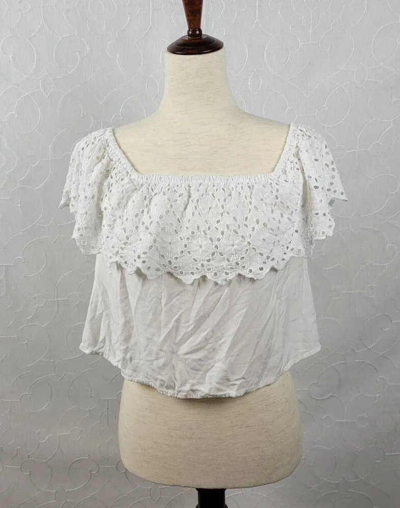 Style Envy Women Top Size M White Eyelet Off - Image 6