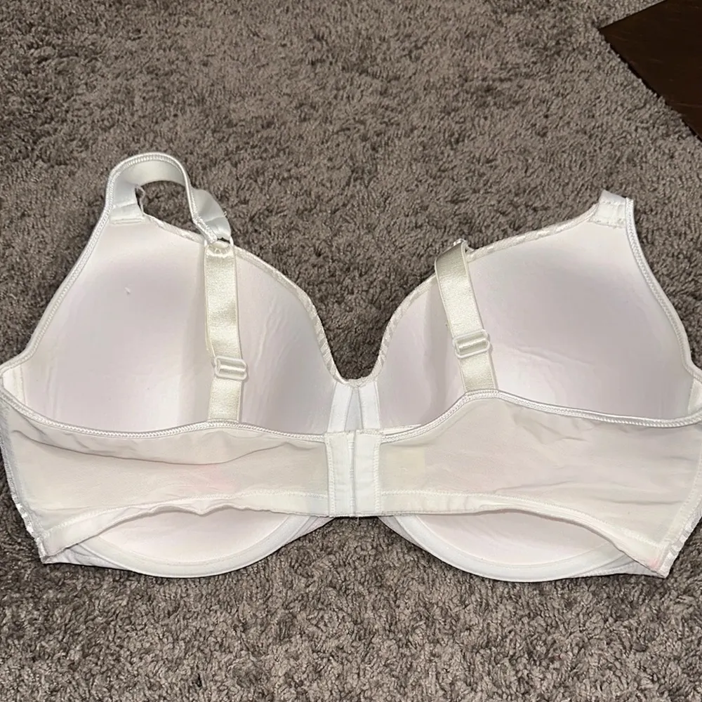 Playtex  White Full-Coverage Textured Bra - Image 3