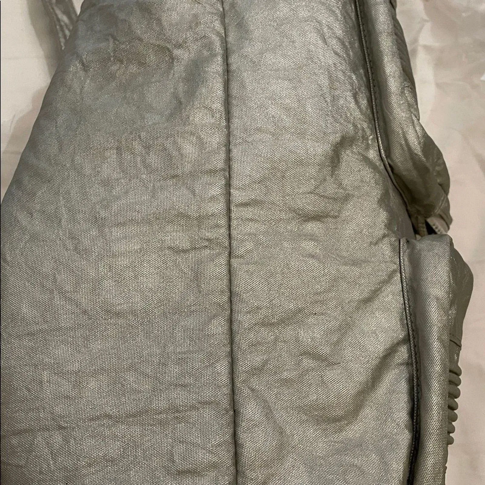 Kipling Derya Silver Shoulder Bag 17x14 Metallic HB3545 Hobo Water Resistant - Image 11