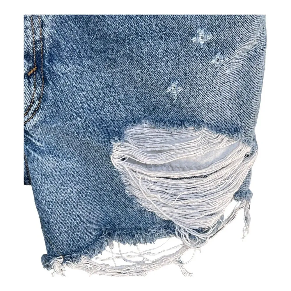 Levi’s SZ 28 High-Rise 505 Jean Shorts Zip-Fly Distressed Frayed Hems Blue - Image 2