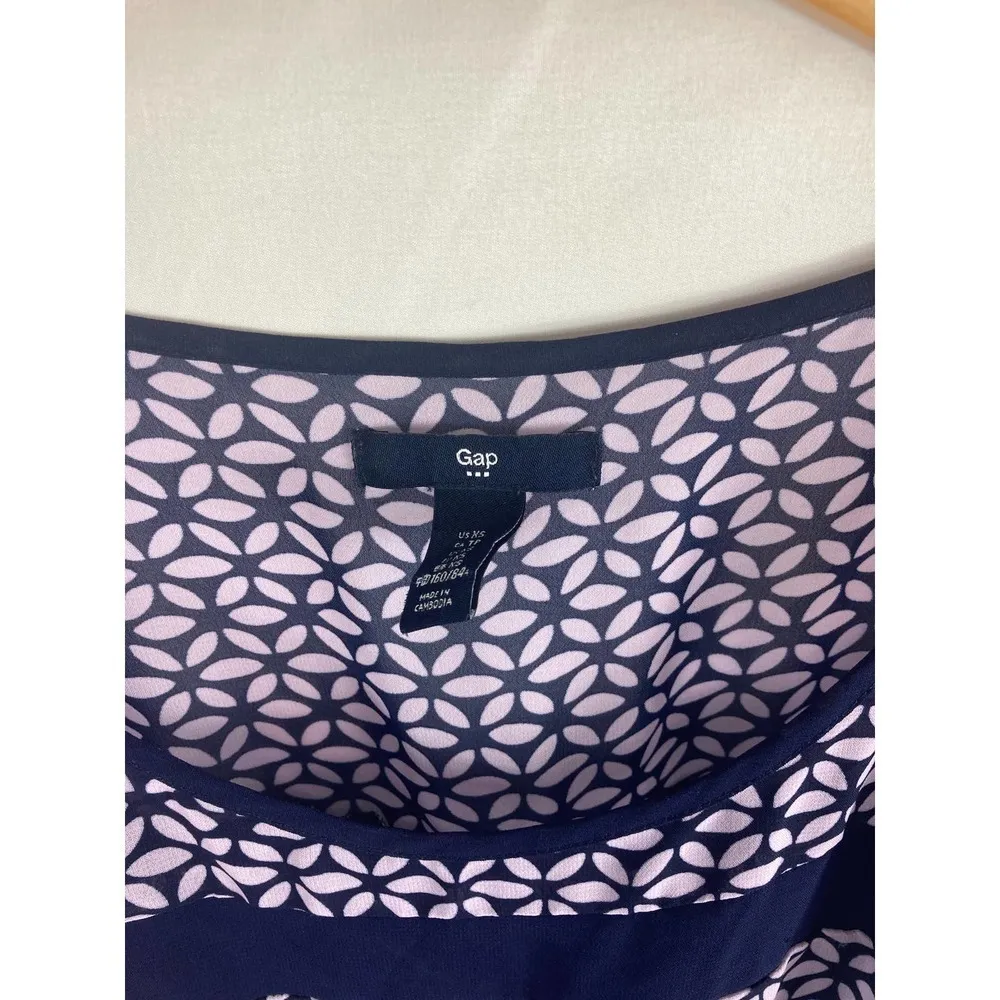 Gap Patterned Short Sleeve Purple dress XS - Image 2