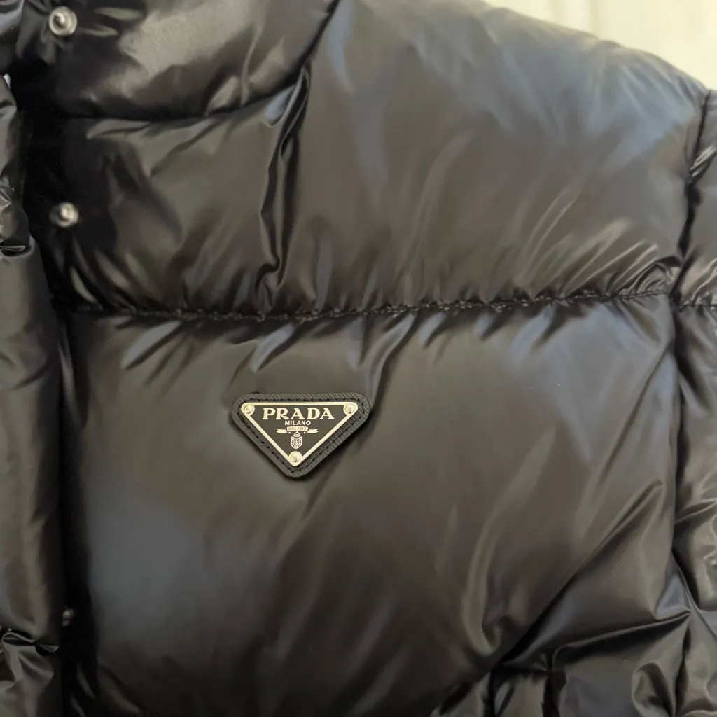Prada  RE-NYLON PUFFER JACKET! - Image 3