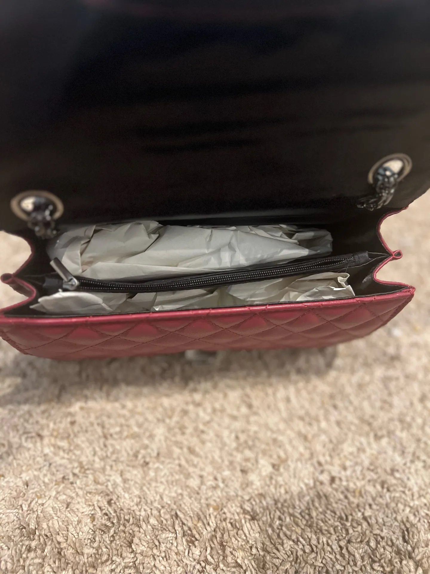 Burgundy quilted crossbody bag Red - Image 8