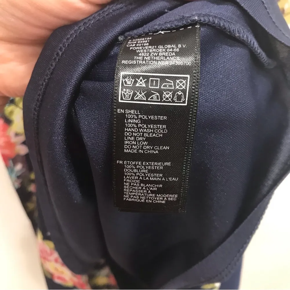 Navy blue Hi-Lo floral maxi dress S forever 21 flowy feminine strappy floral - Image 11