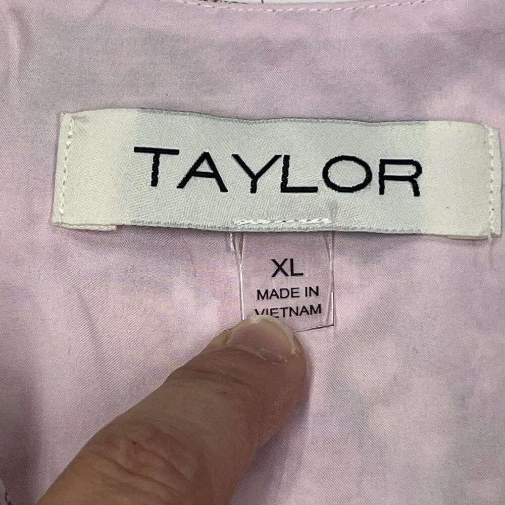 Taylor Women's V - Image 3