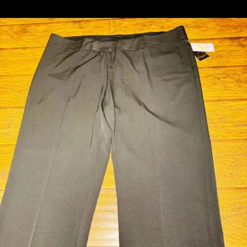 NWT Investments black dress pants size 24 Park Ave Fit - Image 6